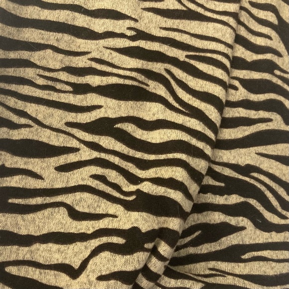 Zebra Print Infinity Scarf - Picture 3 of 4